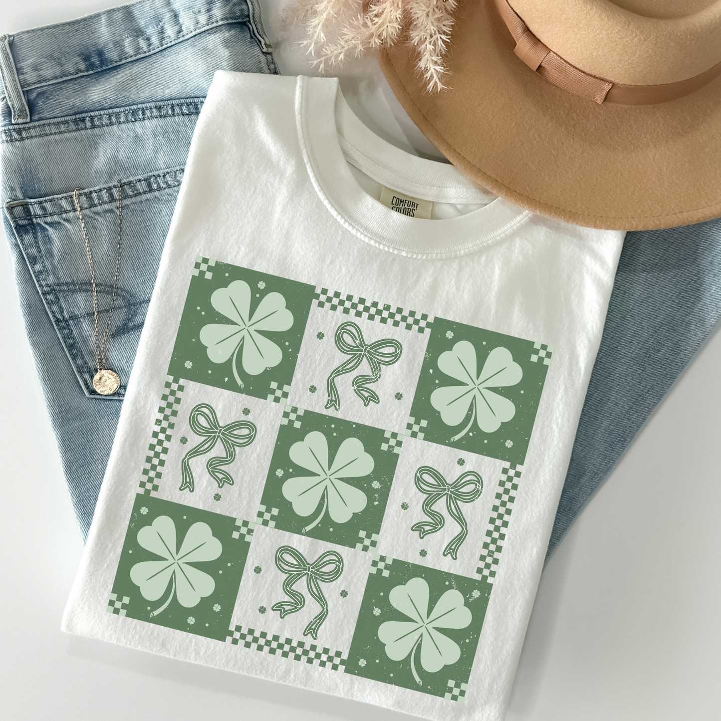 Four Leaf Clovers and Bows